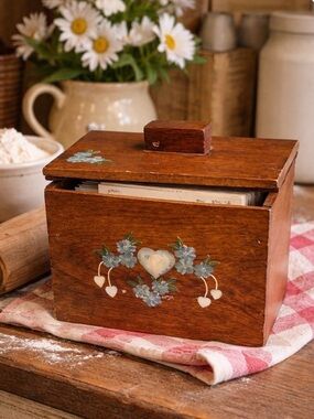 Vintage Painted Wood Recipe Box Tole Blue Floral Cottagecore Farmhouse Storage